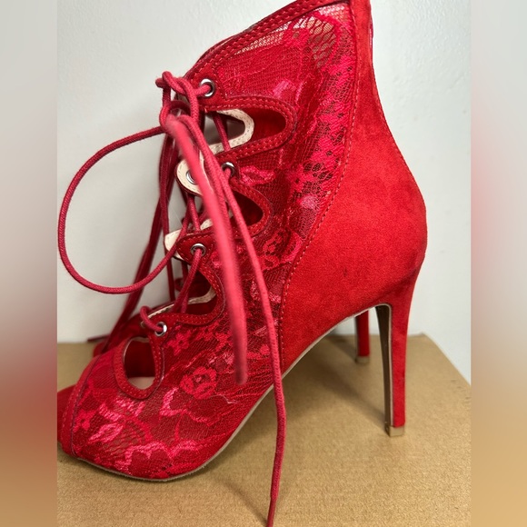Red Wrap Around Ankle Lace Up Heels / Charlotte Russe - Picture 4 of 13